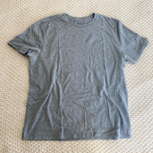 GAP Tee - Picture 3 of 4